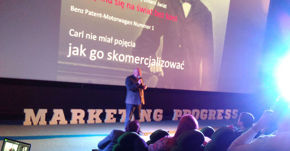 Źródło: fintek.pl. Legenda polskiego marketingu - Jacek Kotarbiński opowiada o początkach "wozu bez koni".